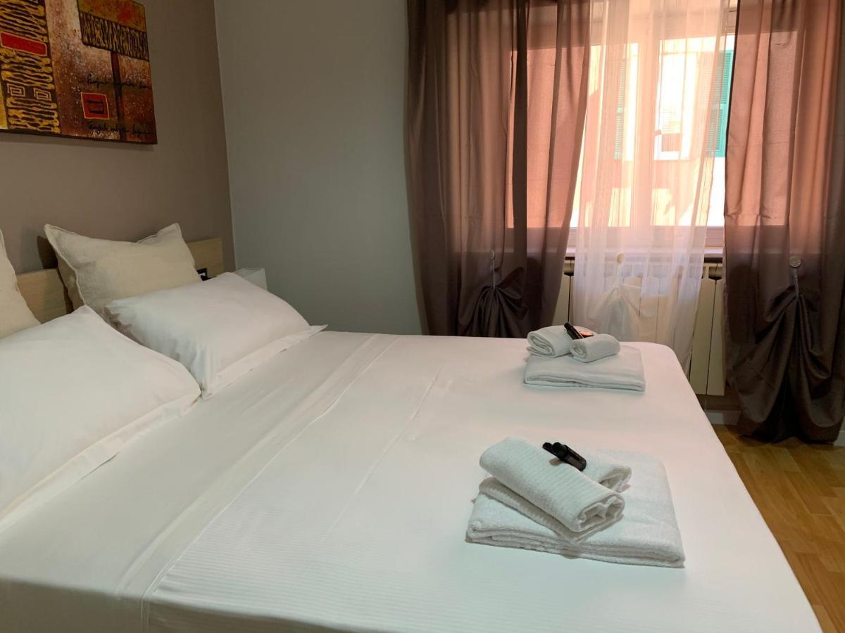 Domus Fieschi Rooms Genoa Ngoại thất bức ảnh